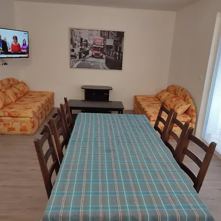 Boejtoes Apartment Nesvady